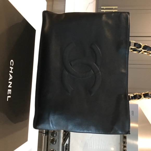 Vintage Chanel CC Logo Chain Shoulder Tote Bag - Picture 13 of 16